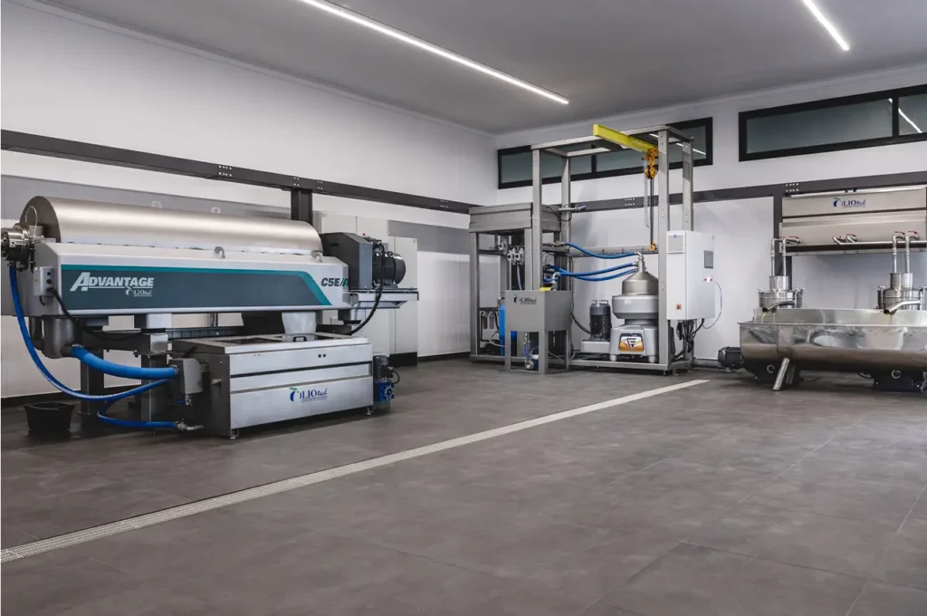 Extra virgin Greek Oil Producer - Elaion Odoi